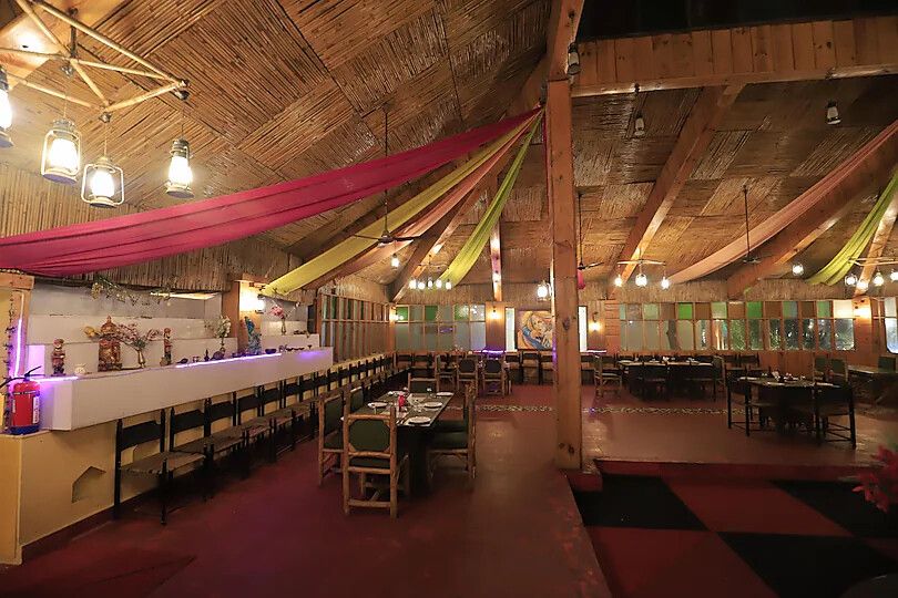 Food & Dining