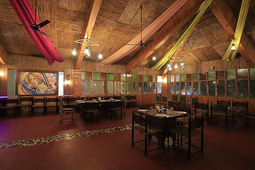 Food & Dining