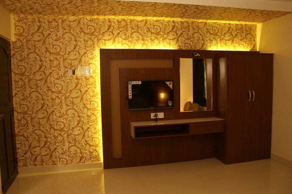 Vrundavan Deluxe Deluxe Non AC Double Bed Room 3