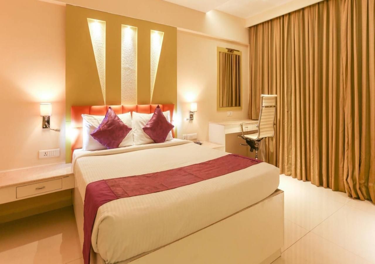 Jade Room