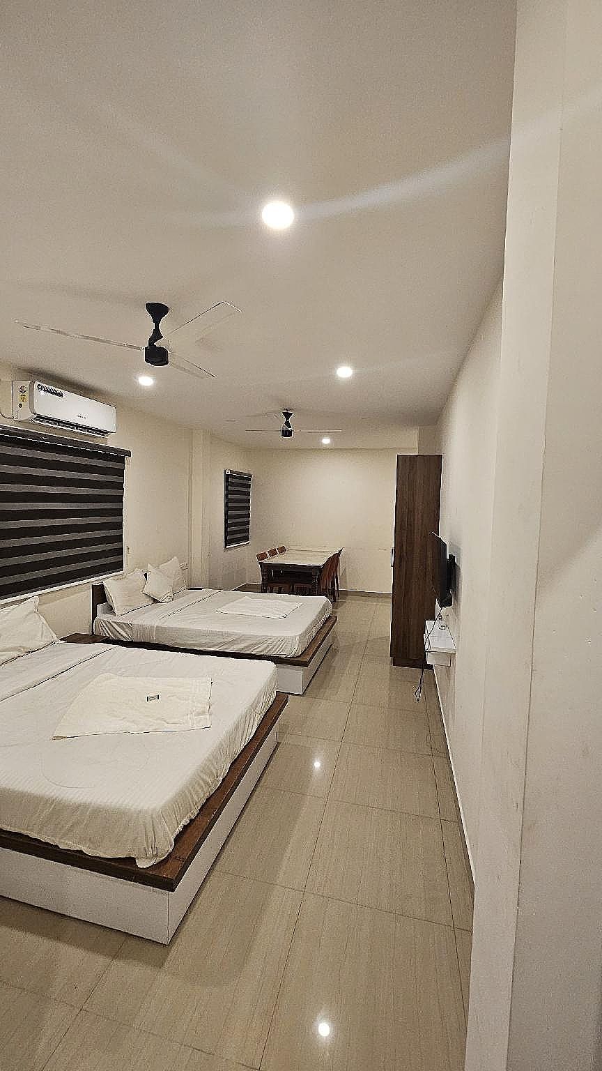 Premium Deluxe Twin Room