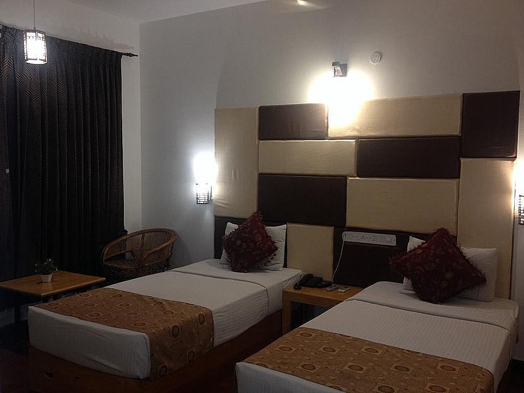 Deja Vu Coimbatore Hotel Executive Deluxe Room 3