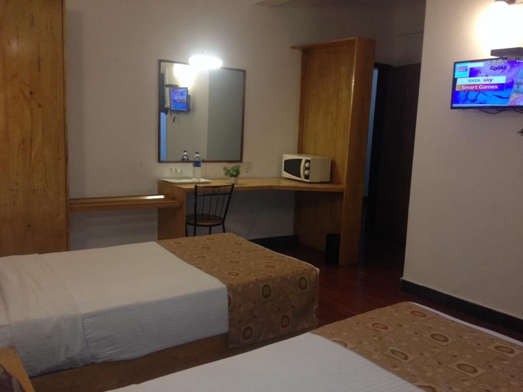 Deja Vu Coimbatore Hotel Executive Deluxe Room 4