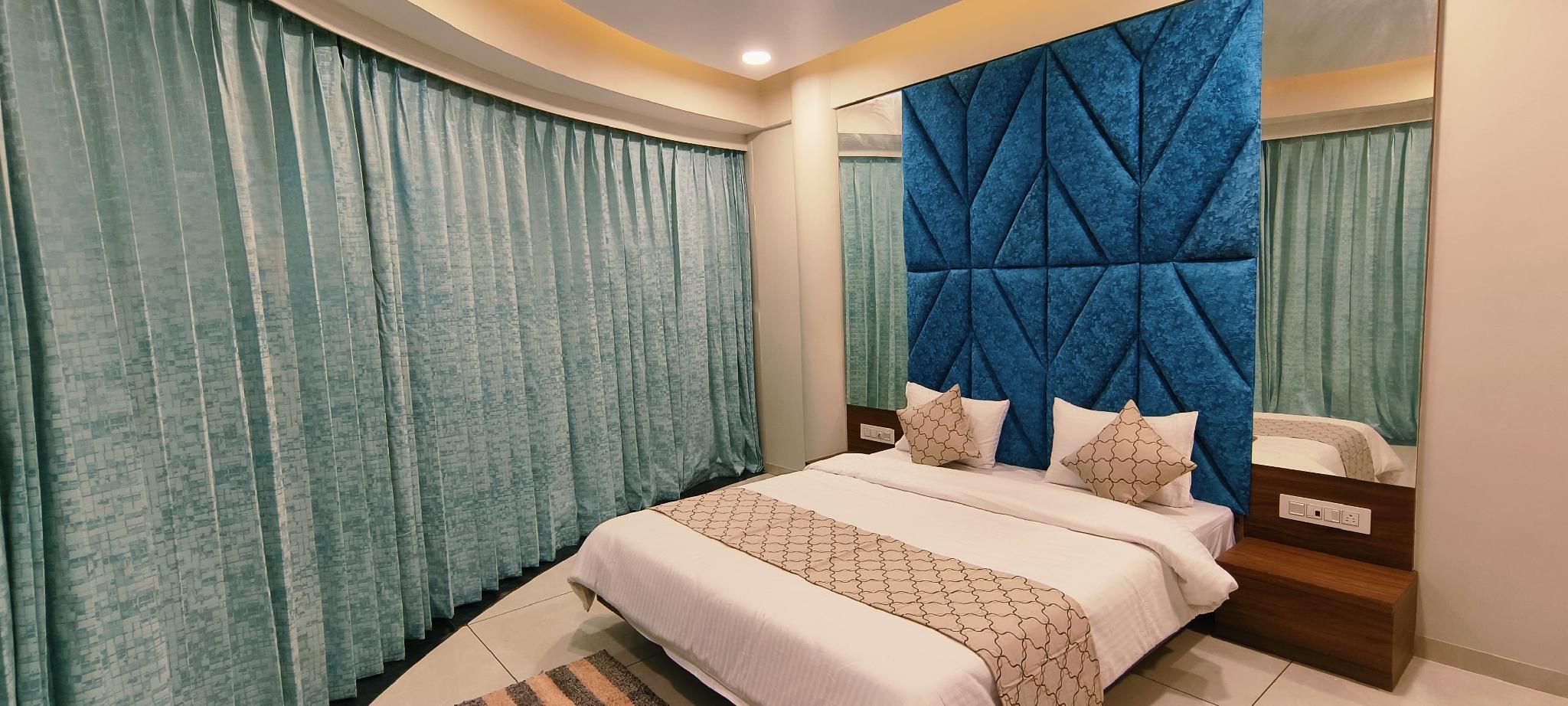 Triple Room with View