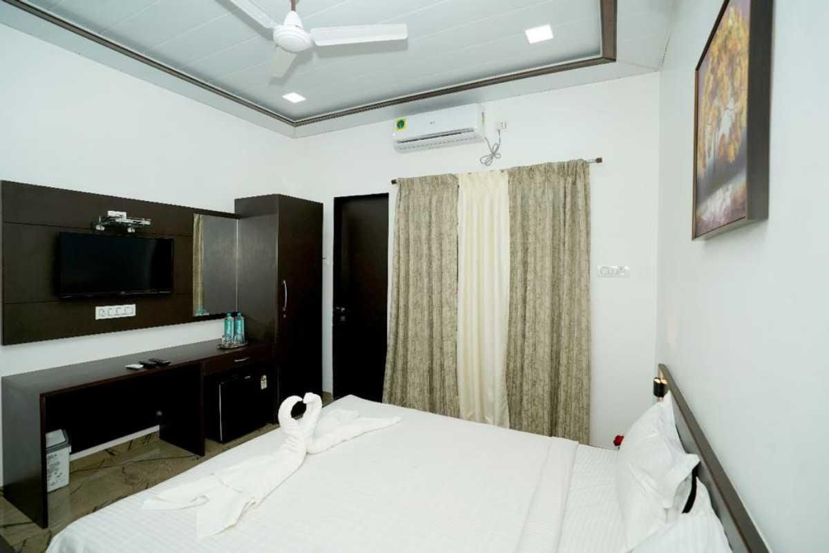 Fintastic Beach Resort Cottage Family 3