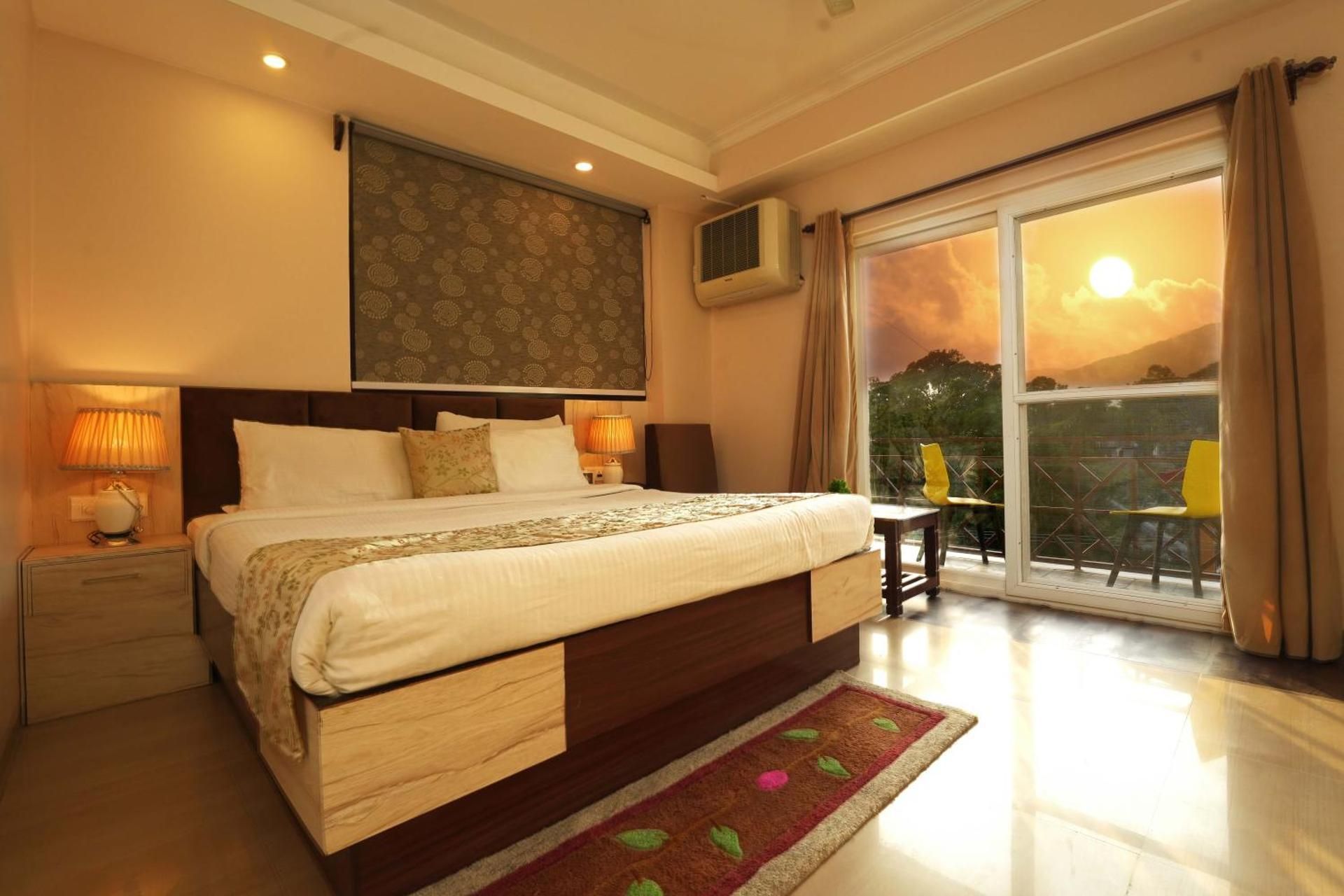 Standard King Room