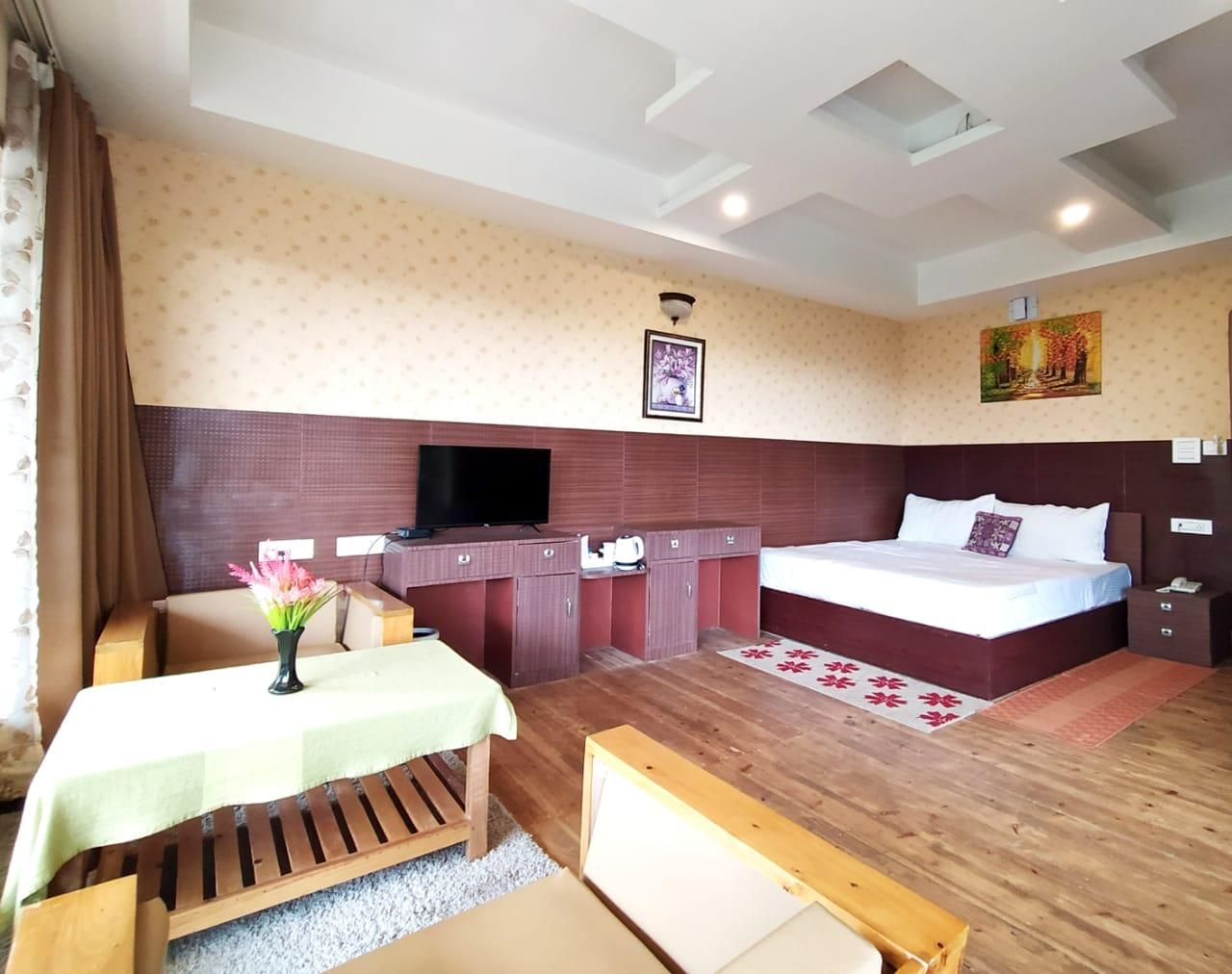 Premium Hill View Room