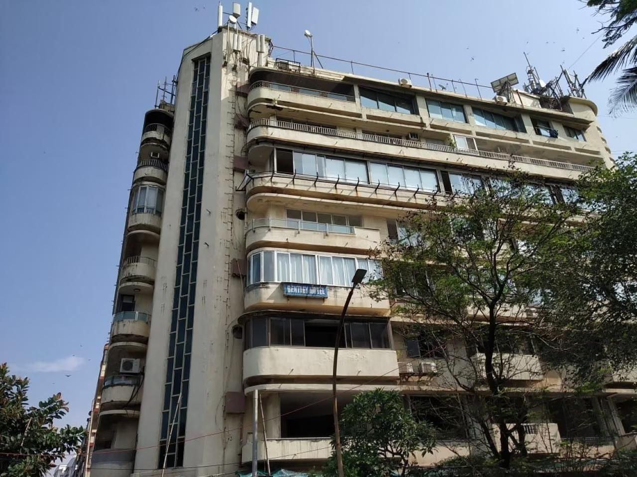 Main Image