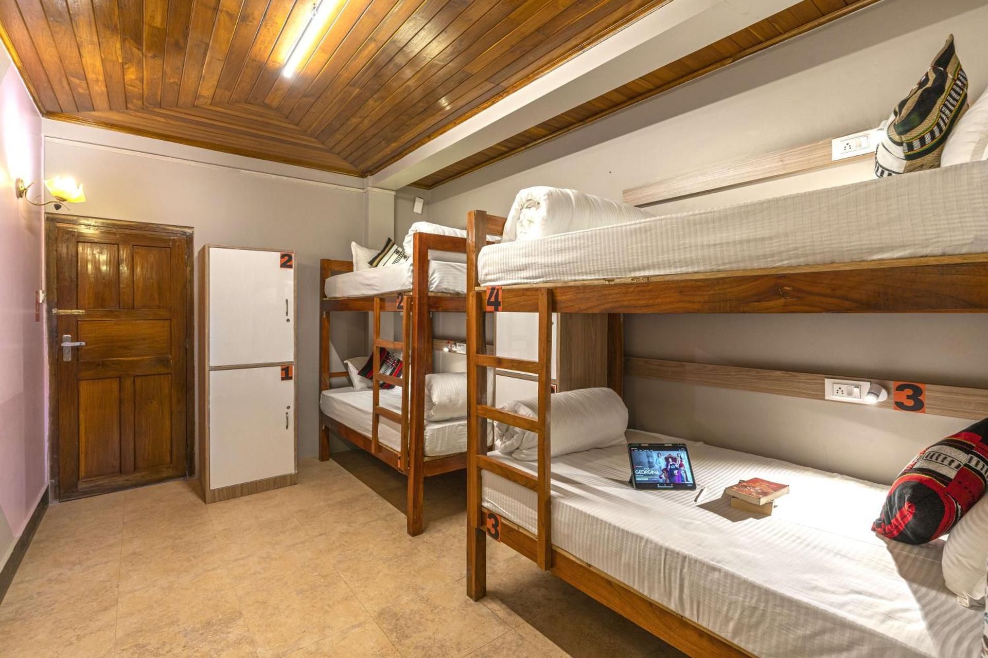 1 Person in 4-Bed Deluxe Dormitory - Mixed