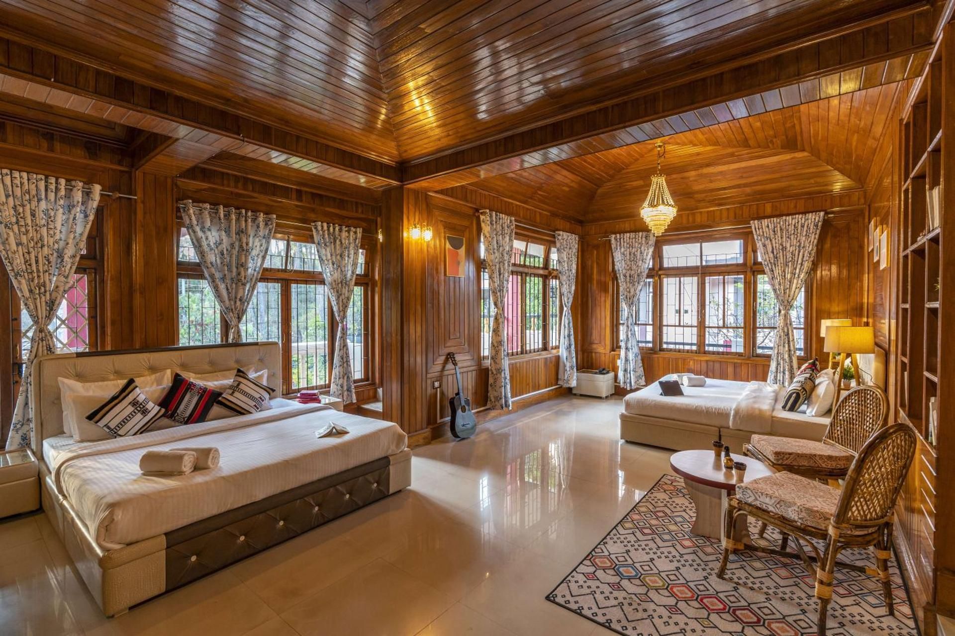 Deluxe Suite with Balcony