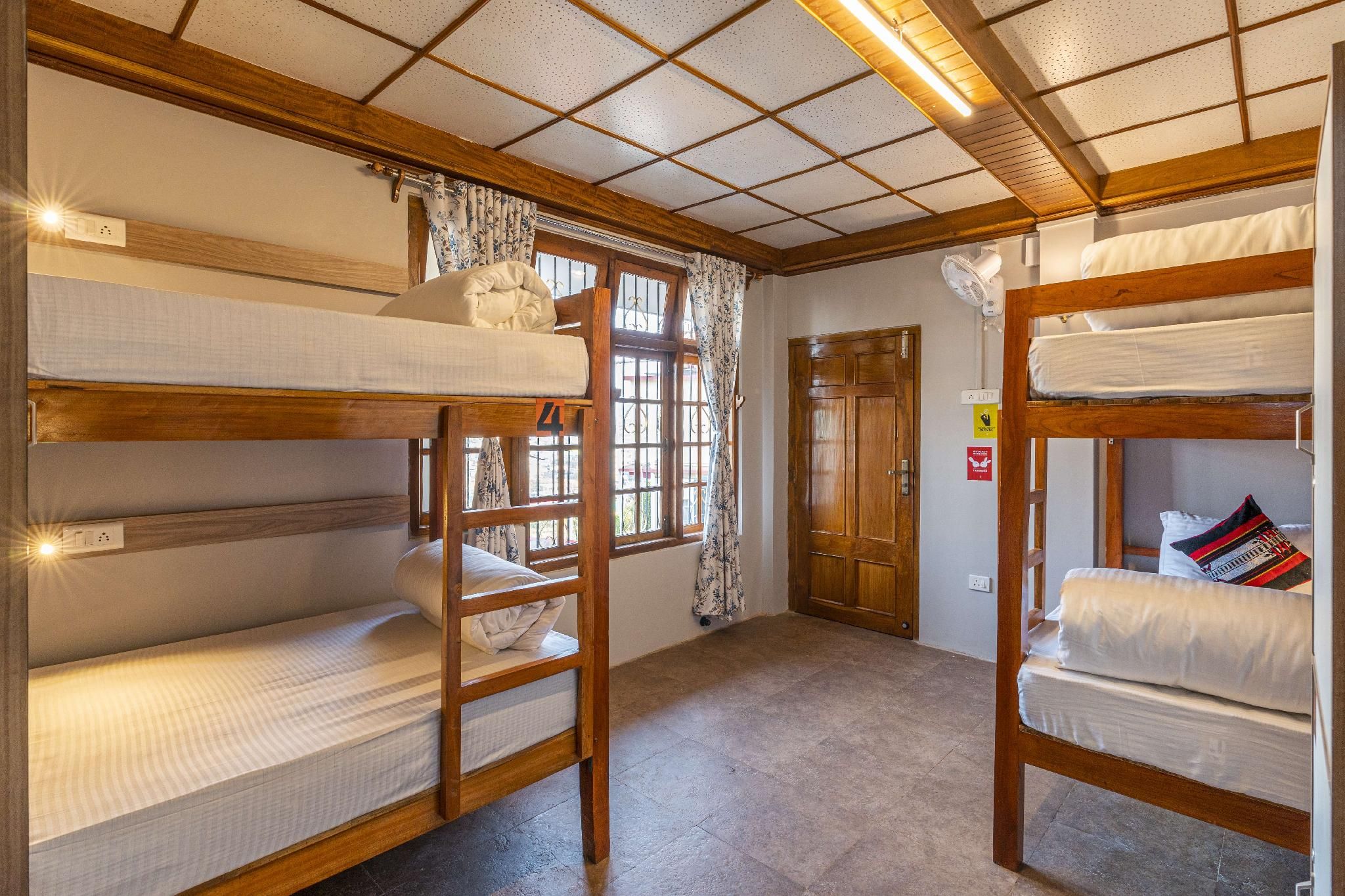 1 Person in 4-Bed Deluxe Dormitory - Mixed