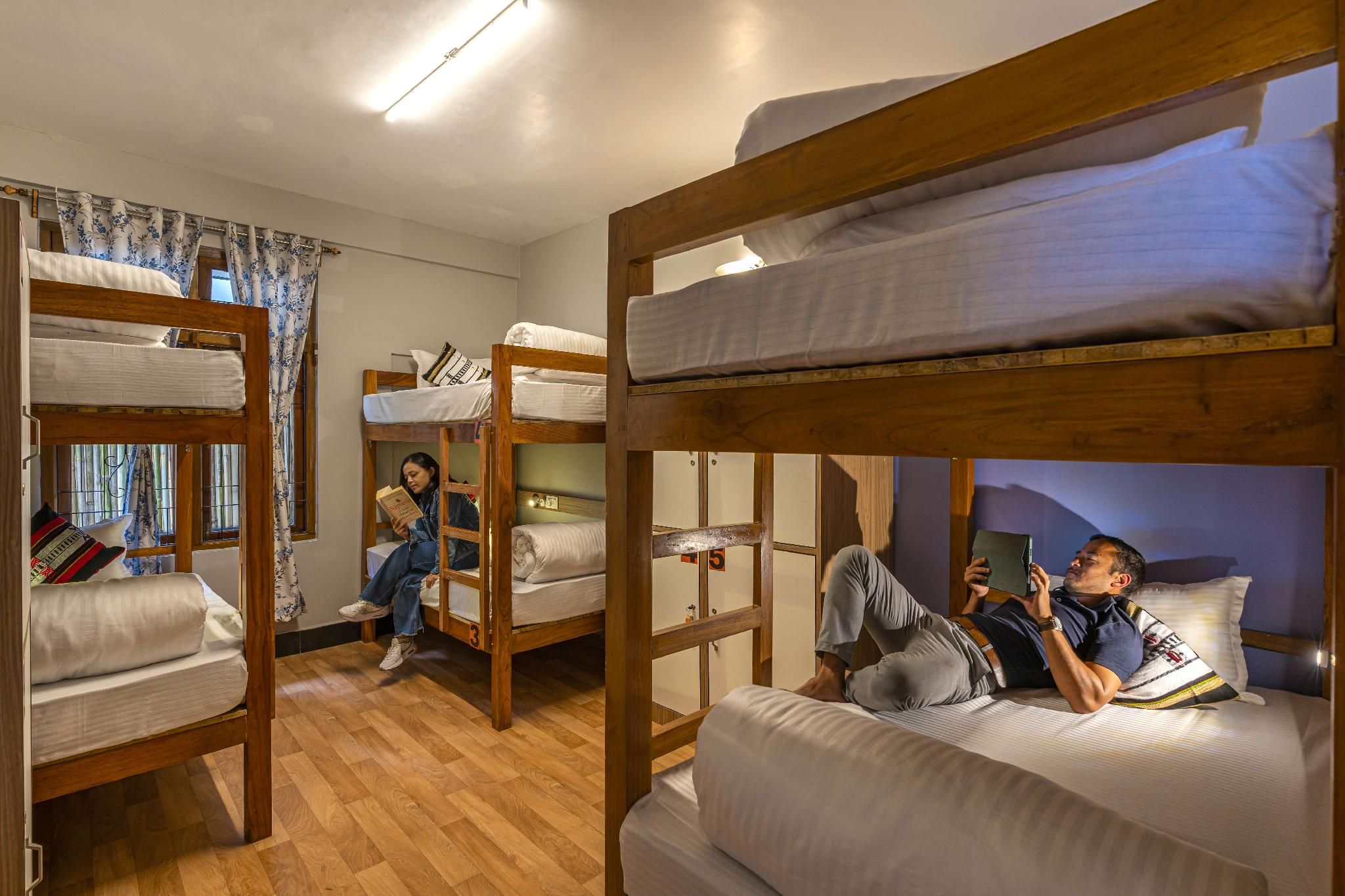 1 Person in 6-Bed Deluxe Dormitory - Mixed