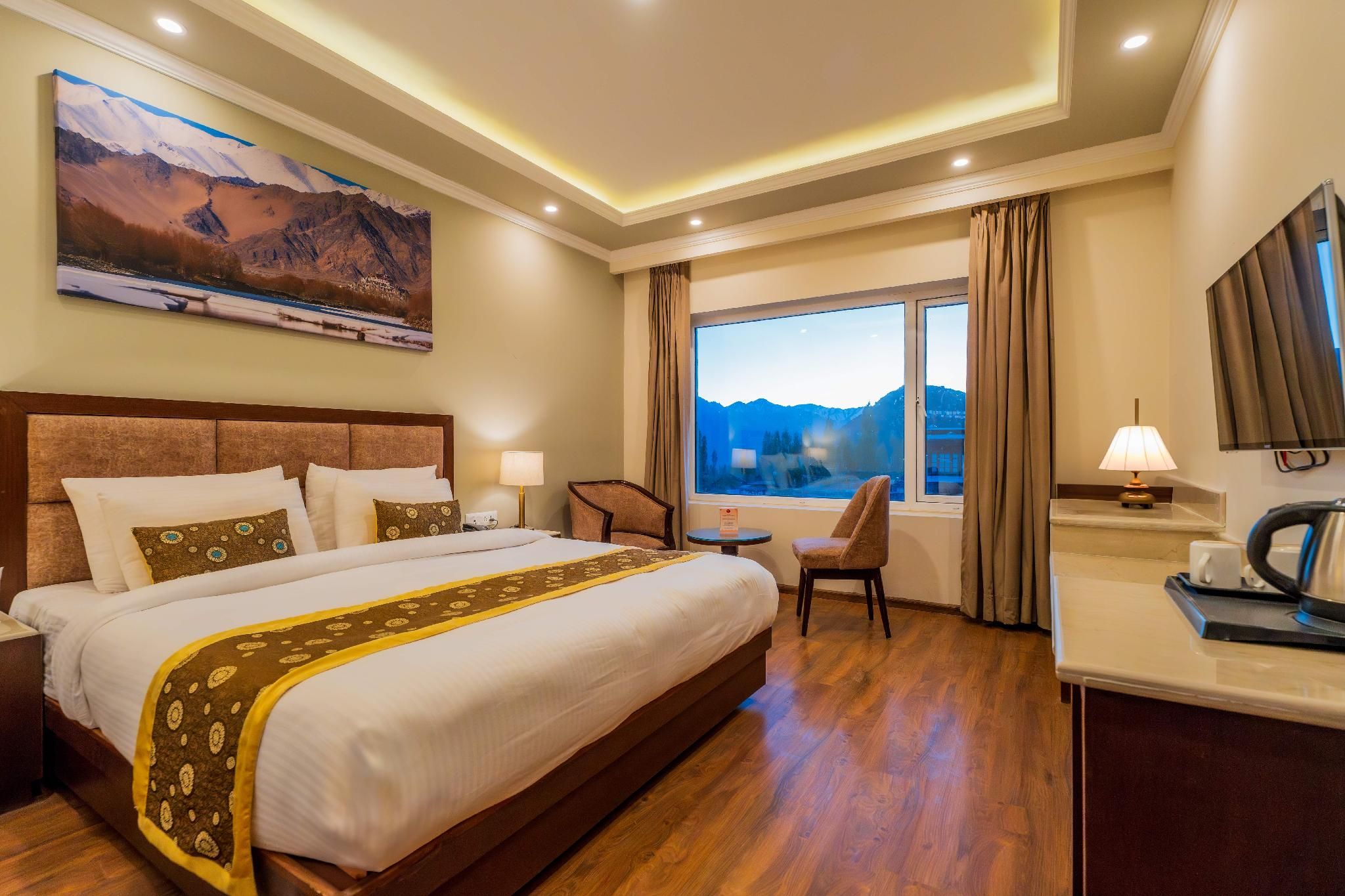 Hotel Kesaar Palace Deluxe Room