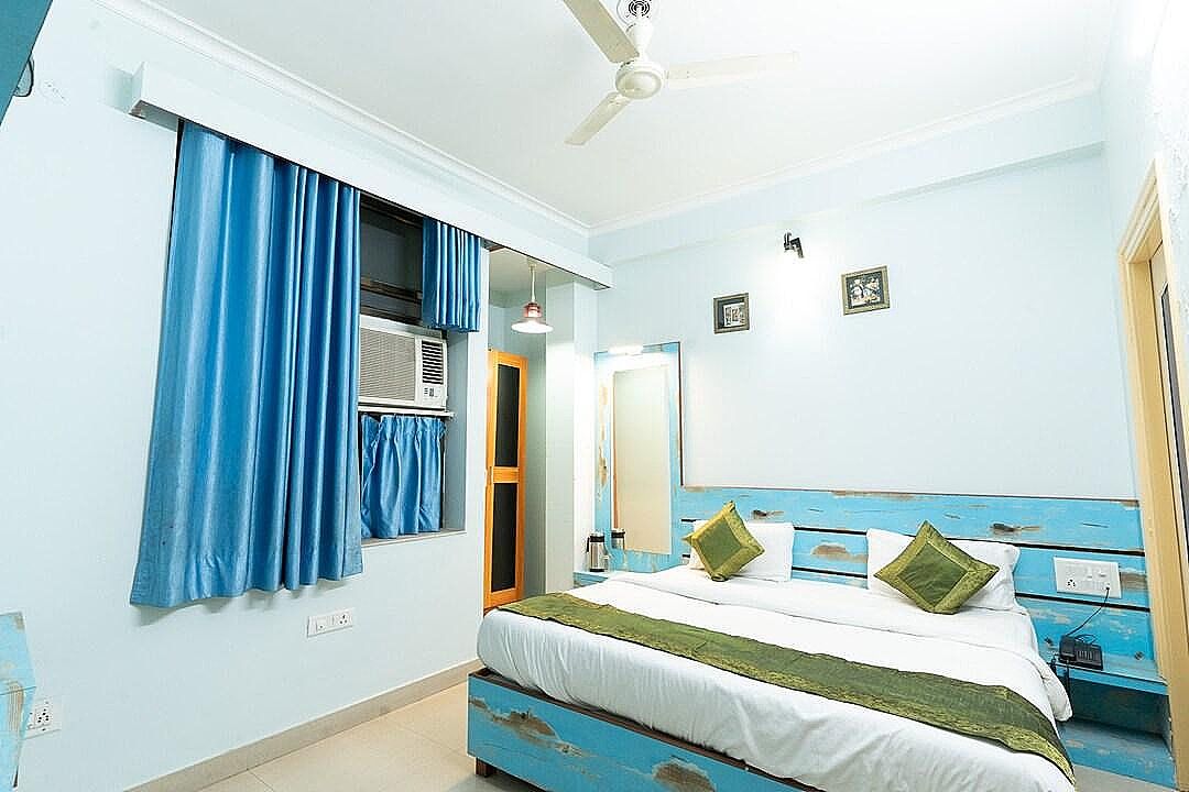 Hotel Staybizz by Keymagics Superior Room with Bathroom 3