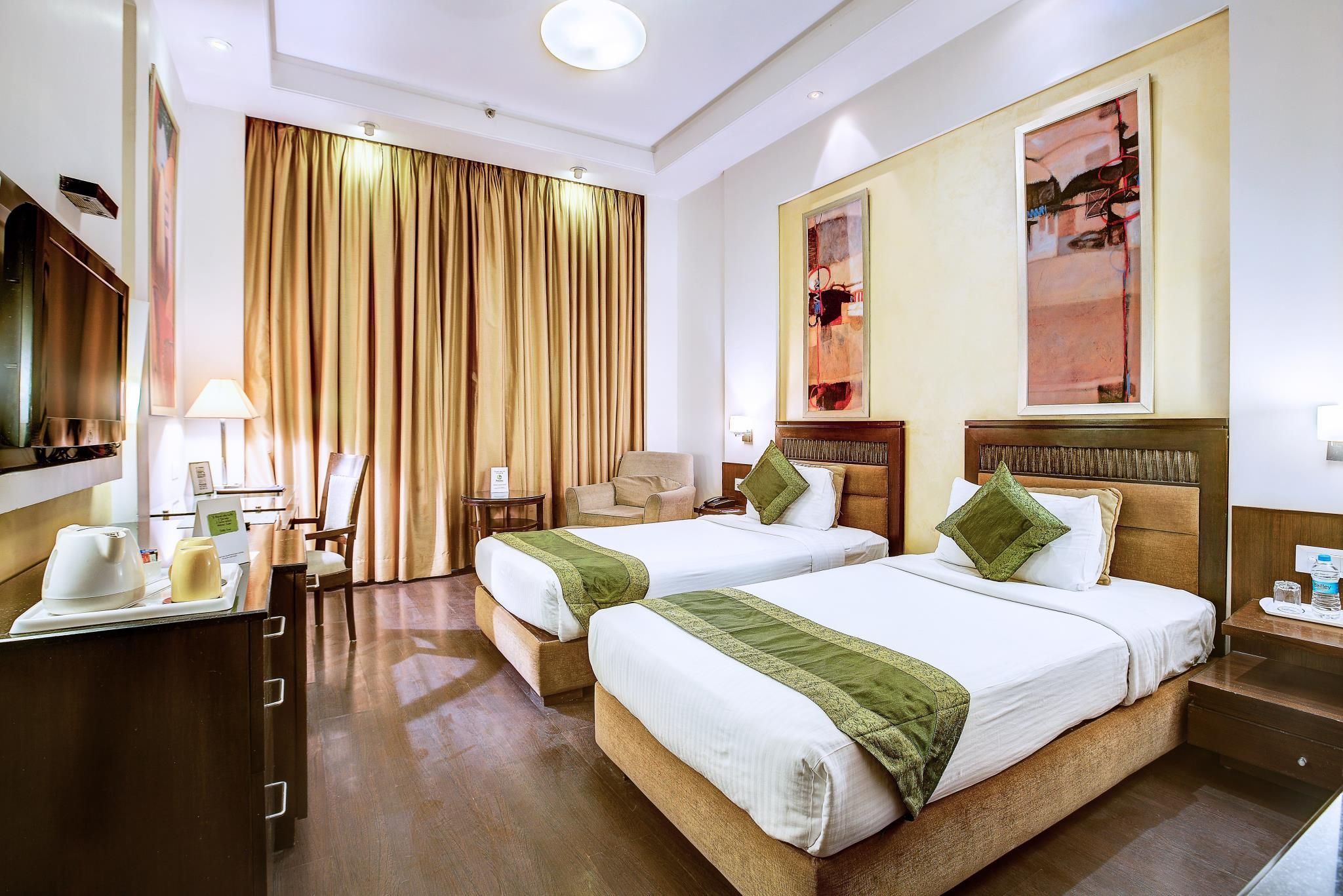 Twin Beds Standard Room