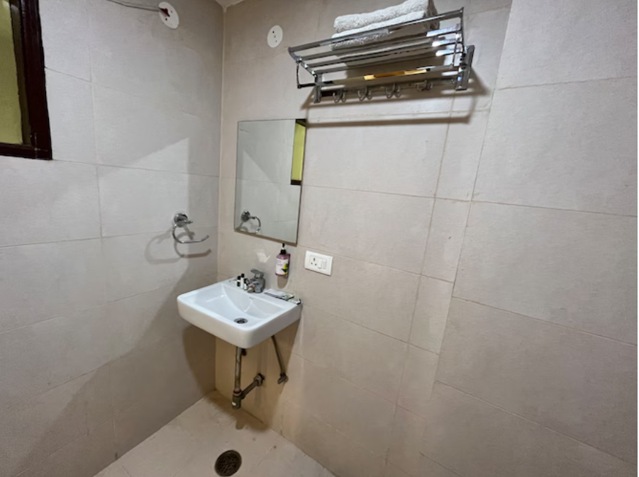 TNCS Corporate Hotel near sector 62 Deluxe Room 3