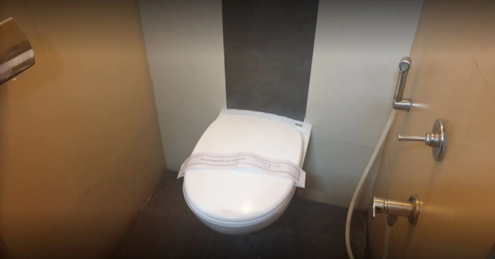 Hotel Rock Regency Hampi Suite Room Double Bed 2