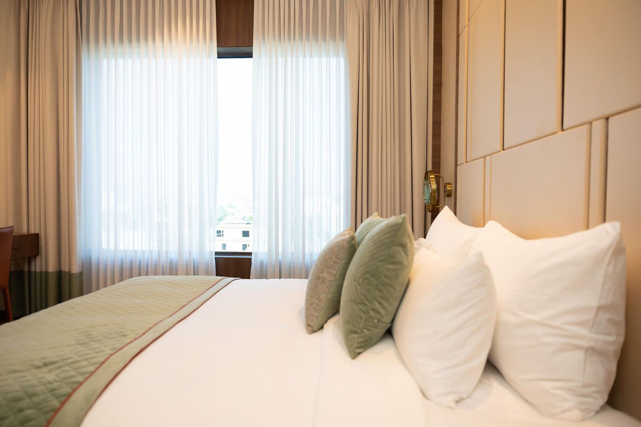 The Greenwood, Guwahati : A Luxury Boutique Hotel The Luxury Room - Queen