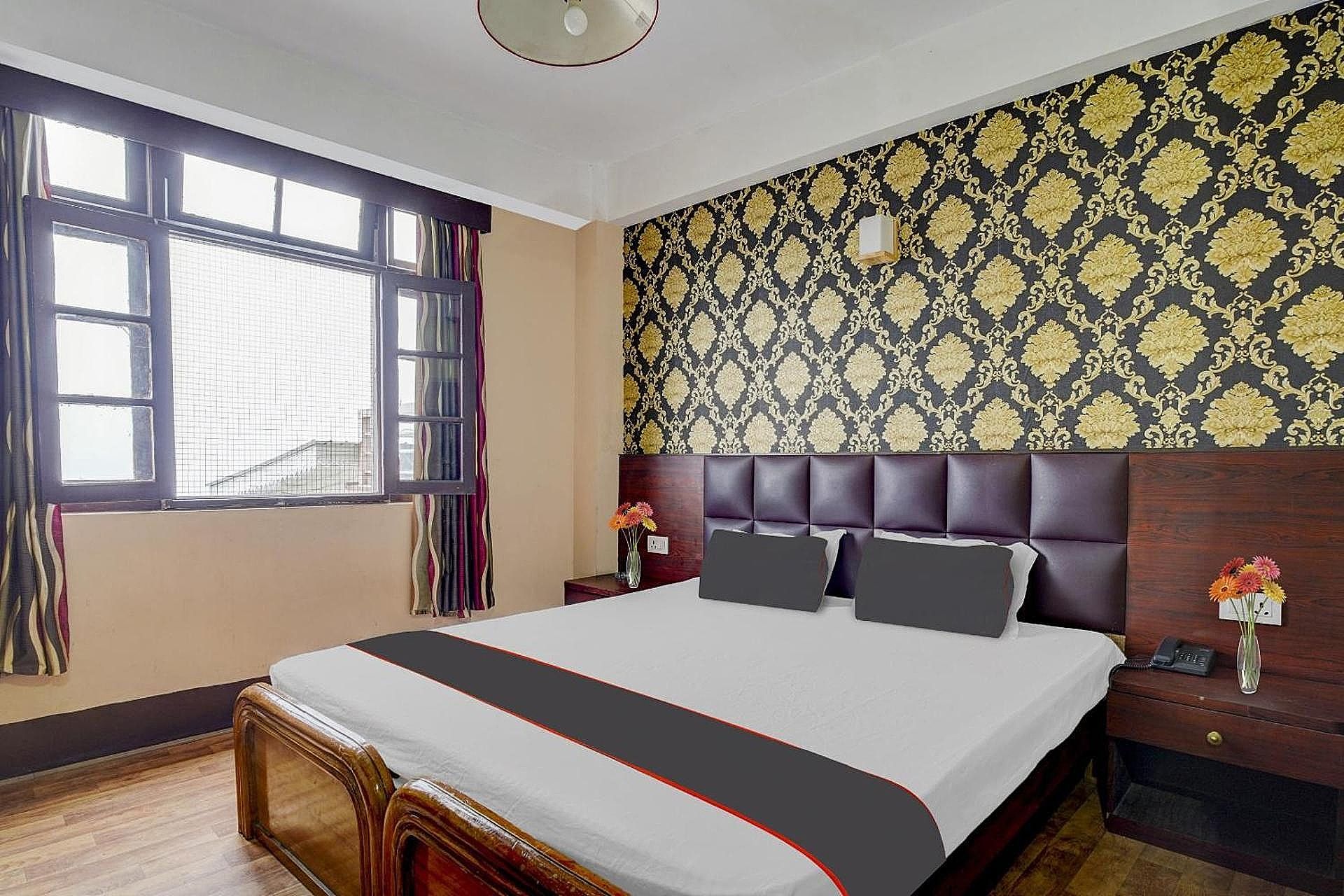 Deluxe Double or Twin