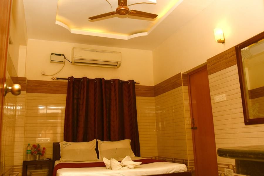 Deluxe Room 1