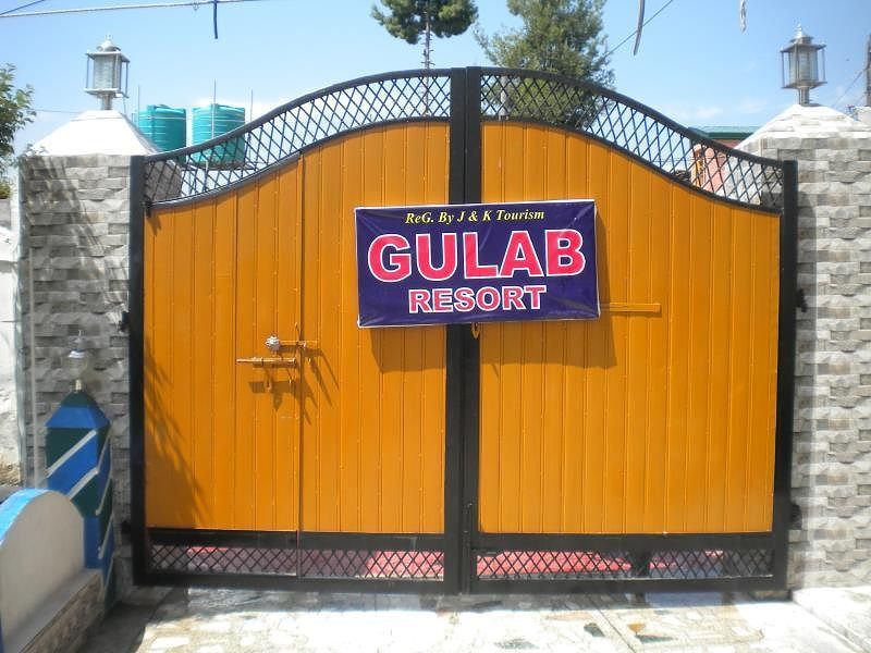 Gulab Resort Standard Family Room 2