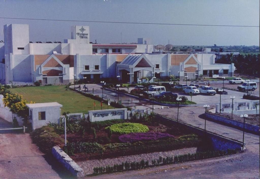 Hotel Express Residency - Jamnagar