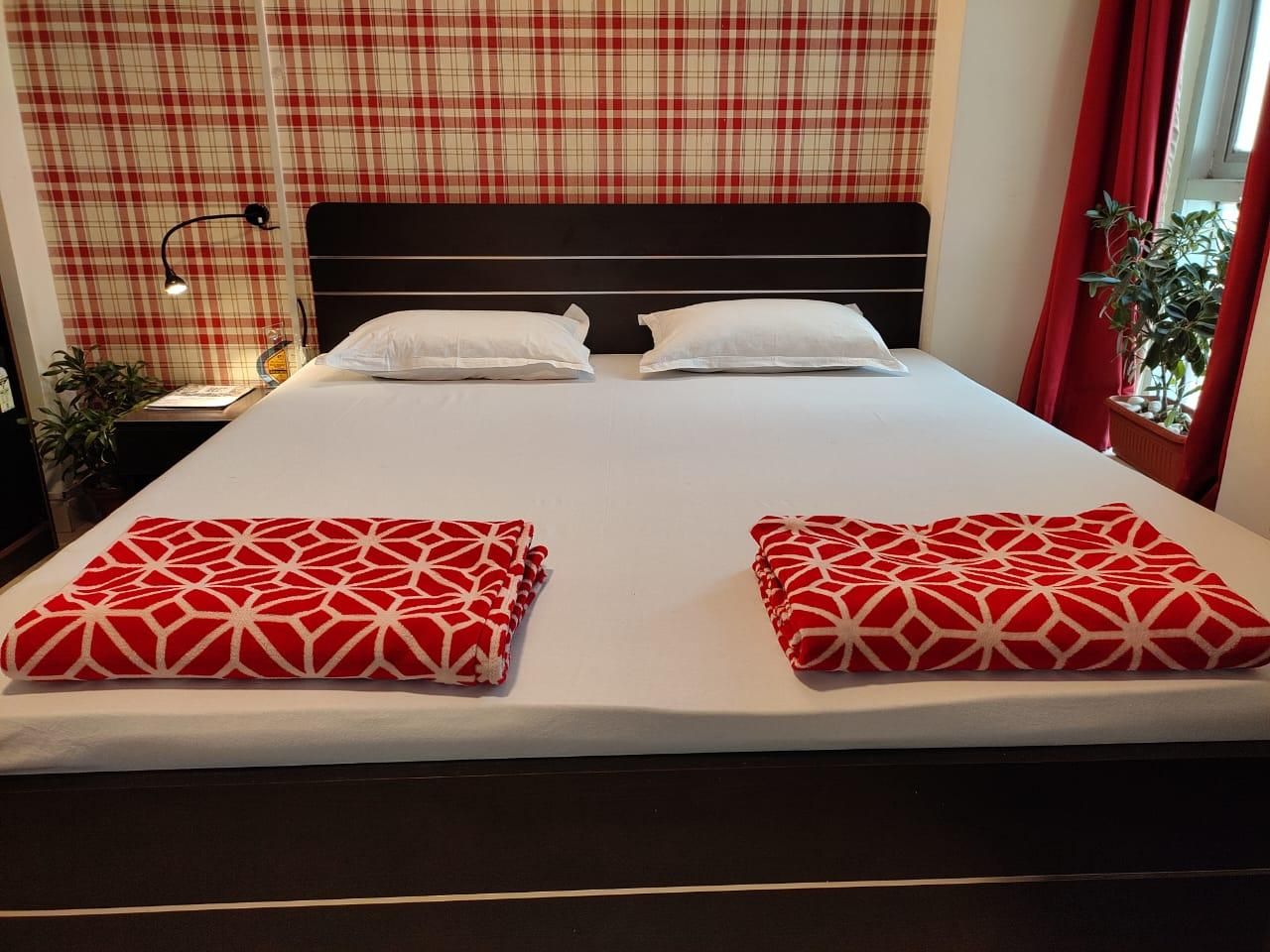 Offbeat CCU Bunkers Deluxe Double Room 2