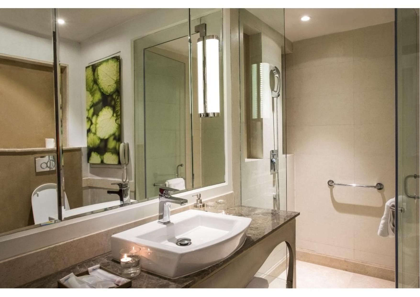 Superior Room - 2 Single Beds 27SQM Free WiFi Shower