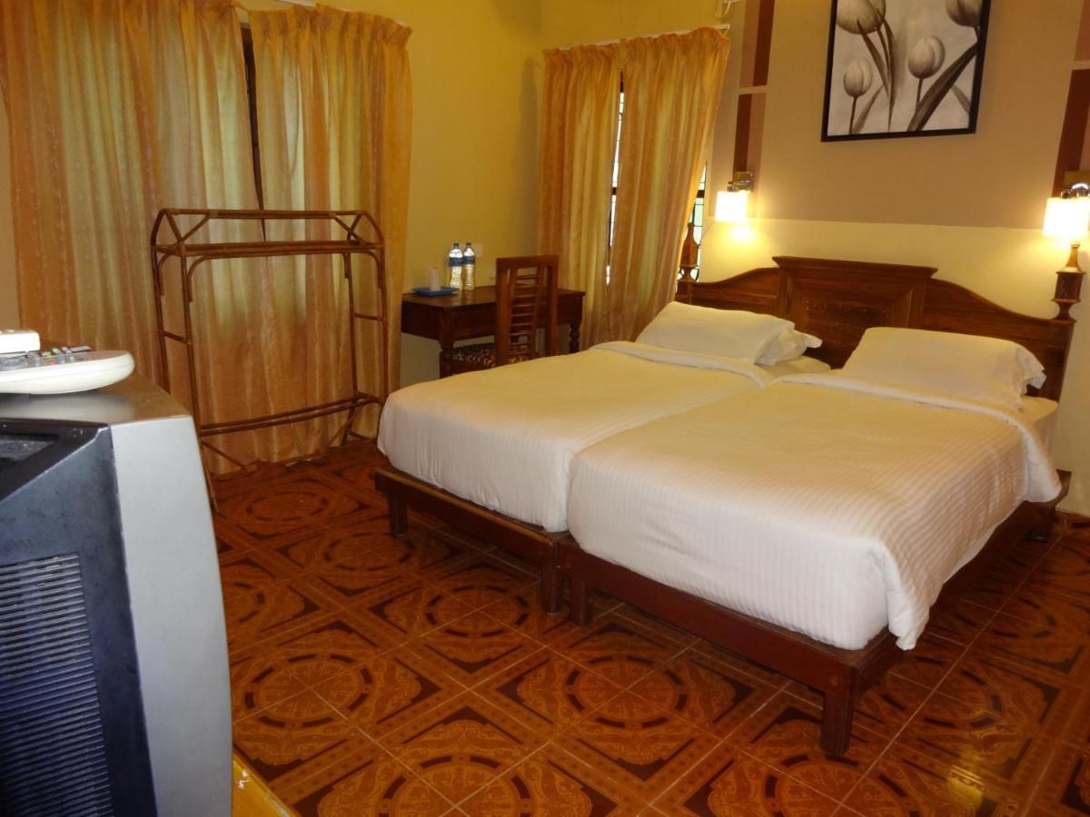 Deluxe Double or Twin Room