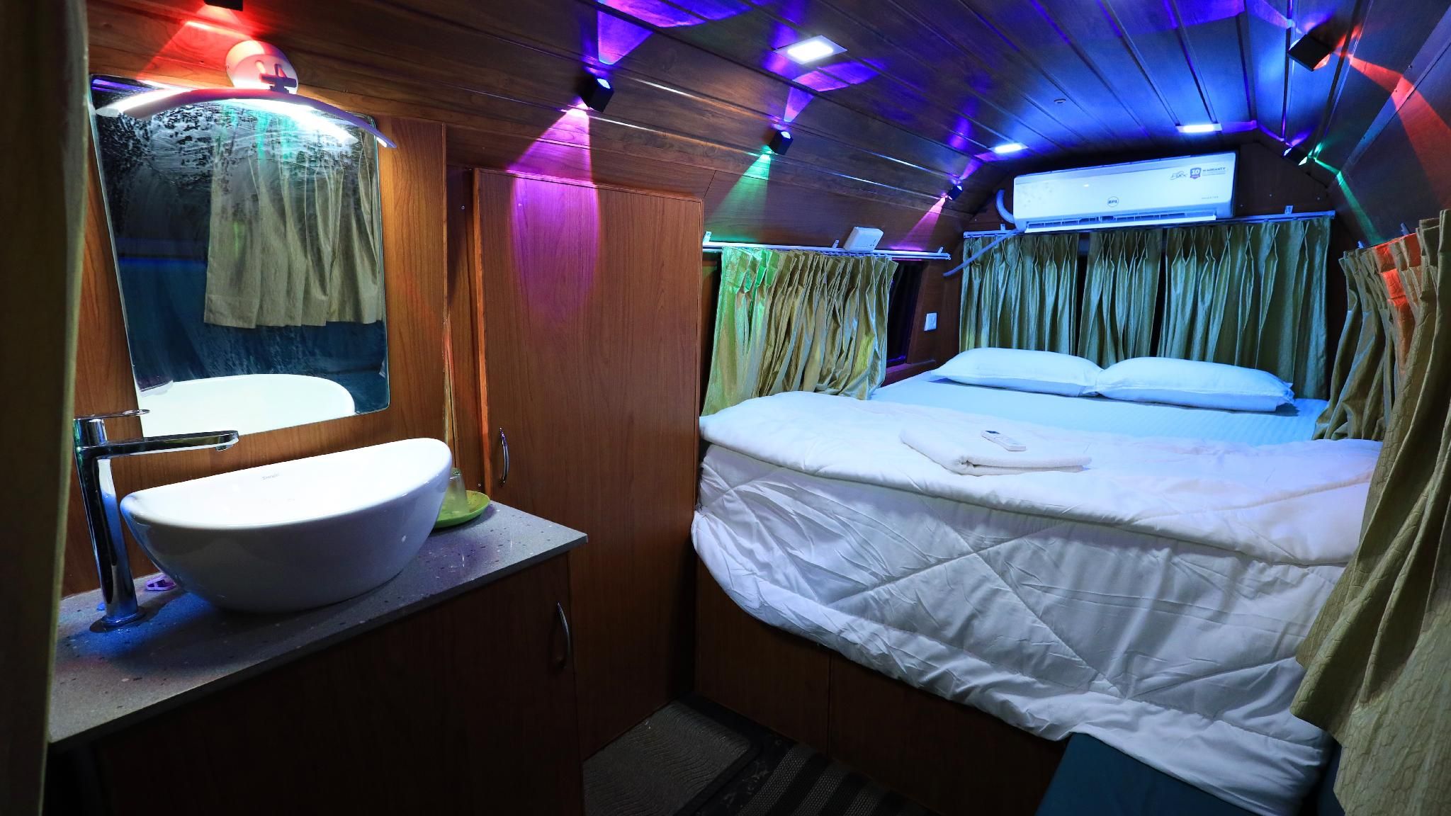 Caravan Tent