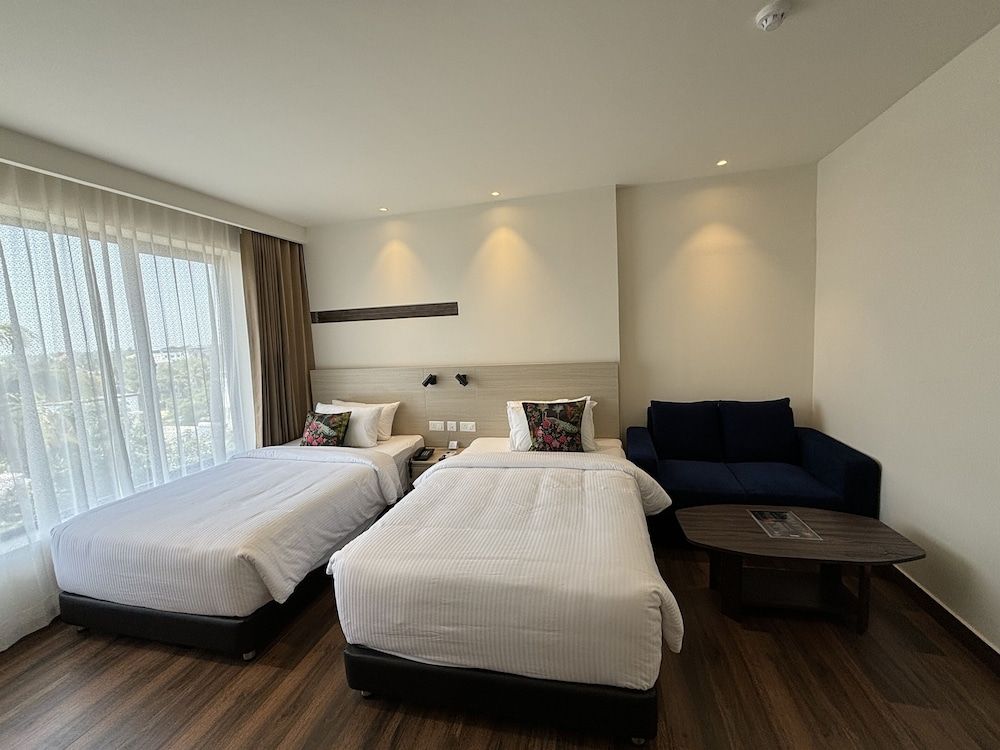 Presidency Airport Hotel Deluxe Twin Room 3