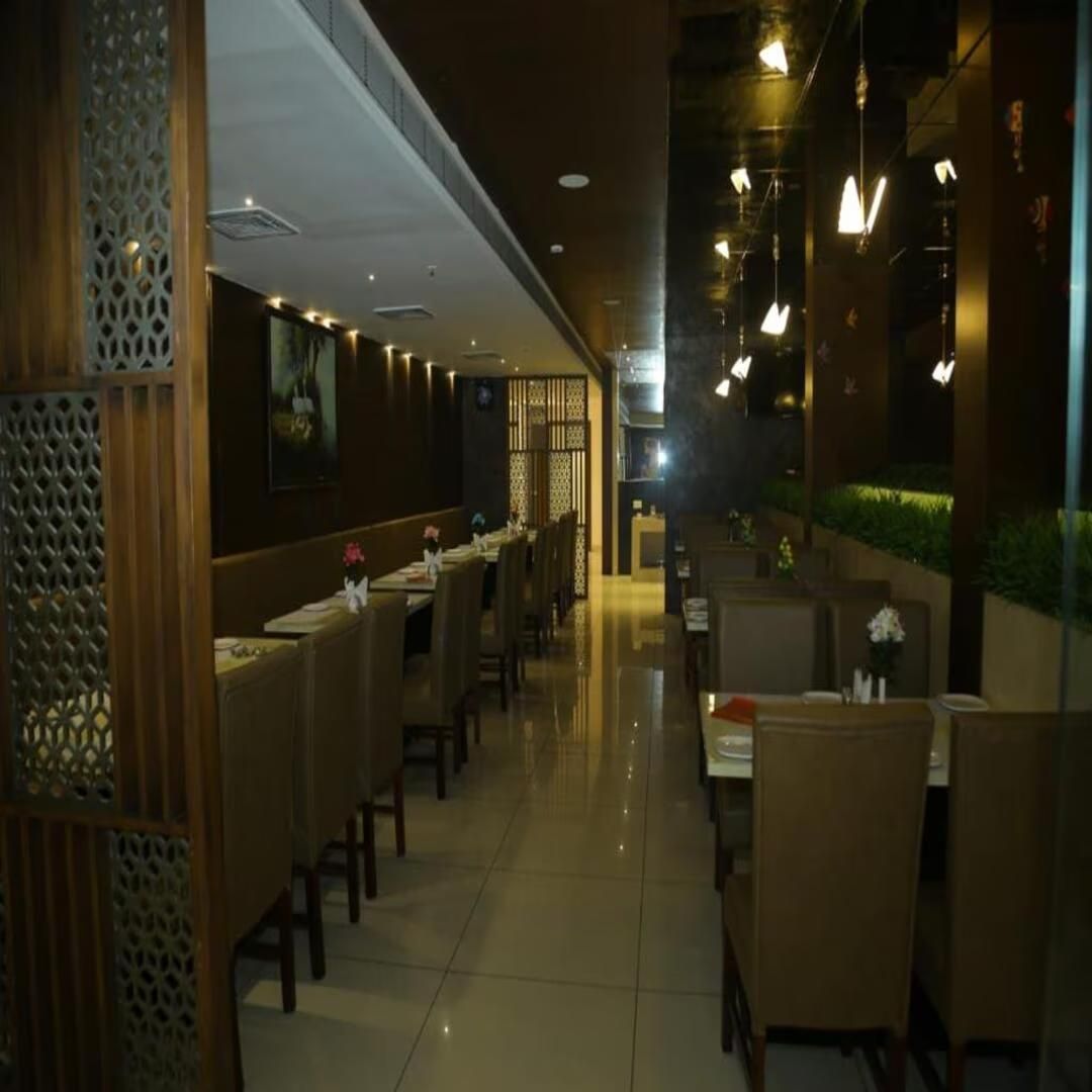 Food & Dining