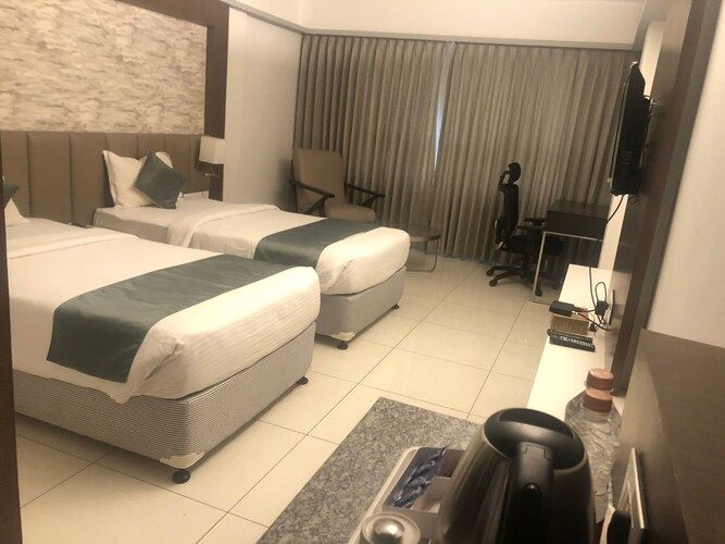 Gupta's Konark Hotel Executive Double Room 4