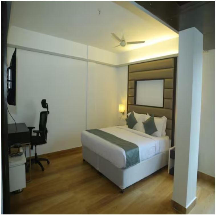 Gupta's Konark Hotel Standard Double Room 3
