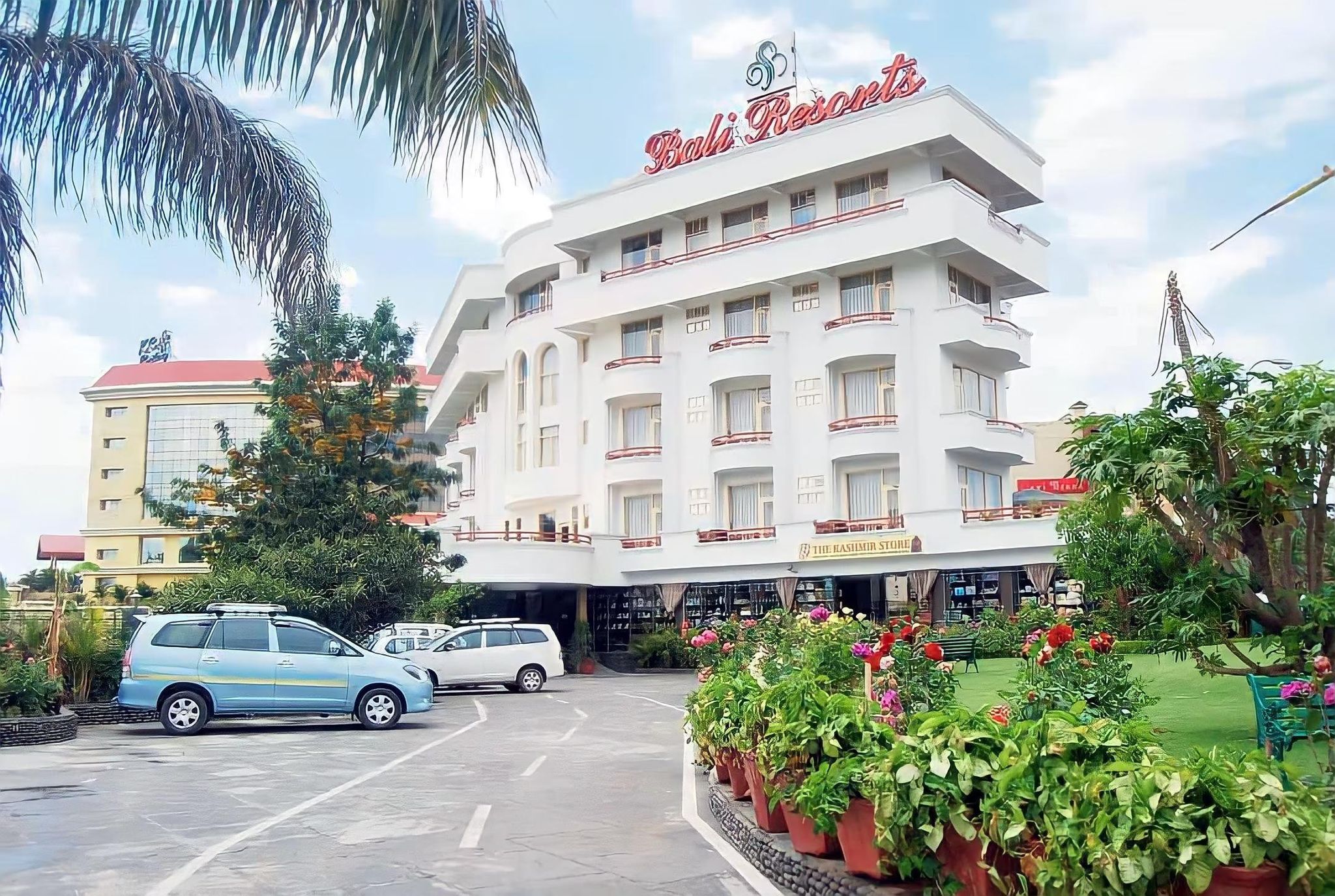 Hotel Exterior