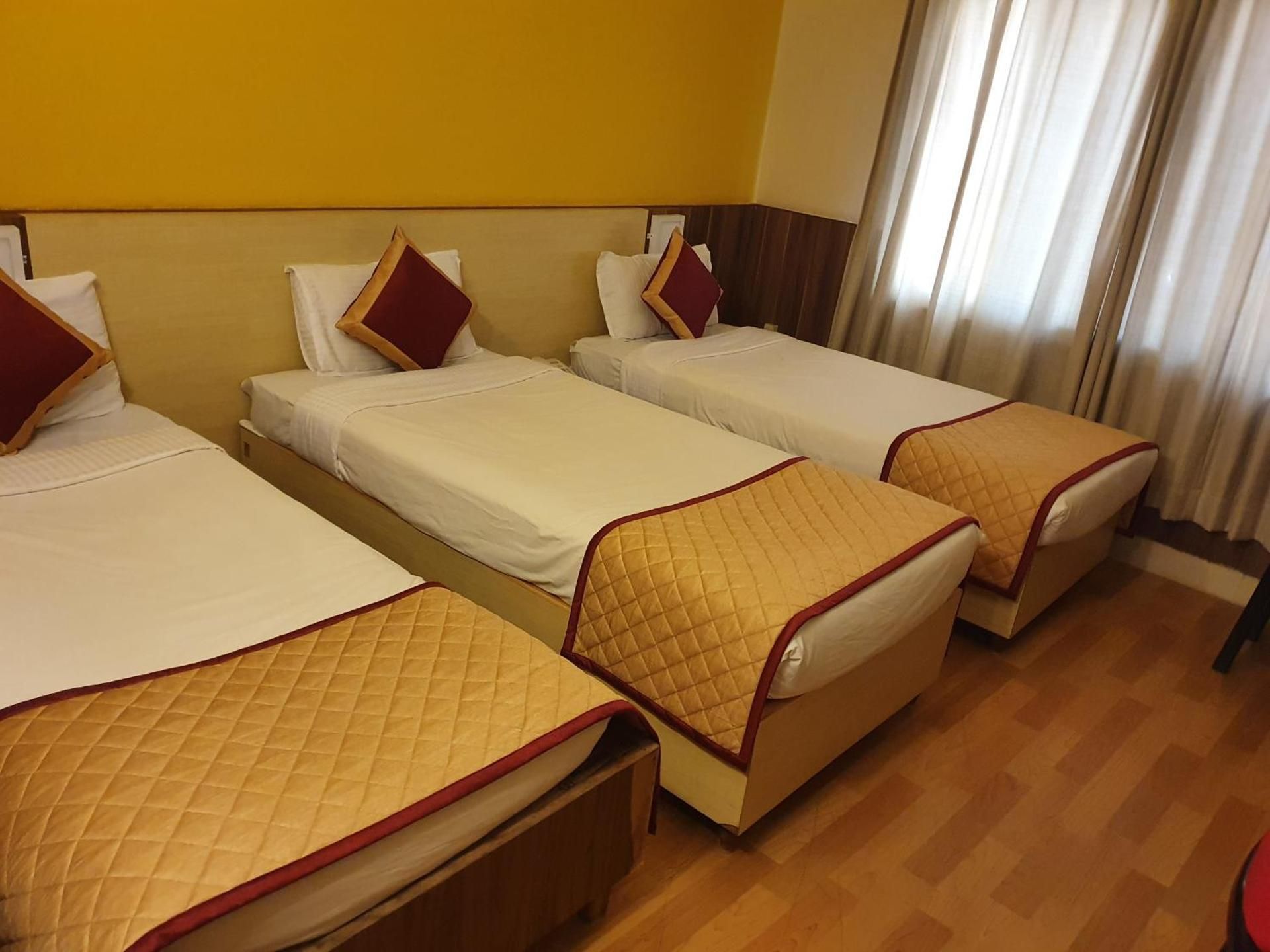 Hotel Badami Court, Badami Deluxe Room 3