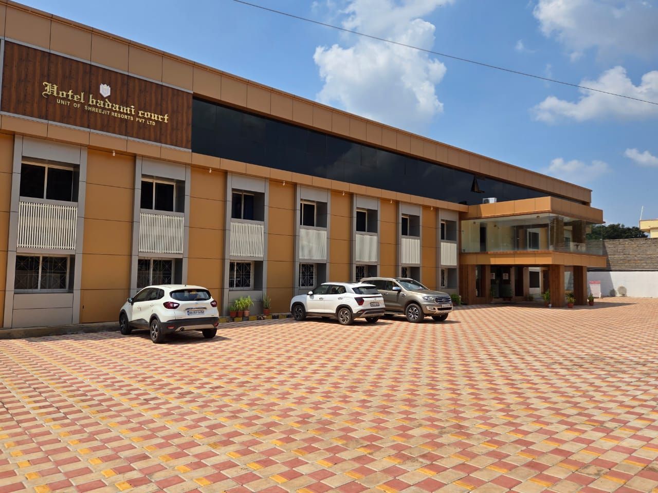Hotel Badami Court, Badami