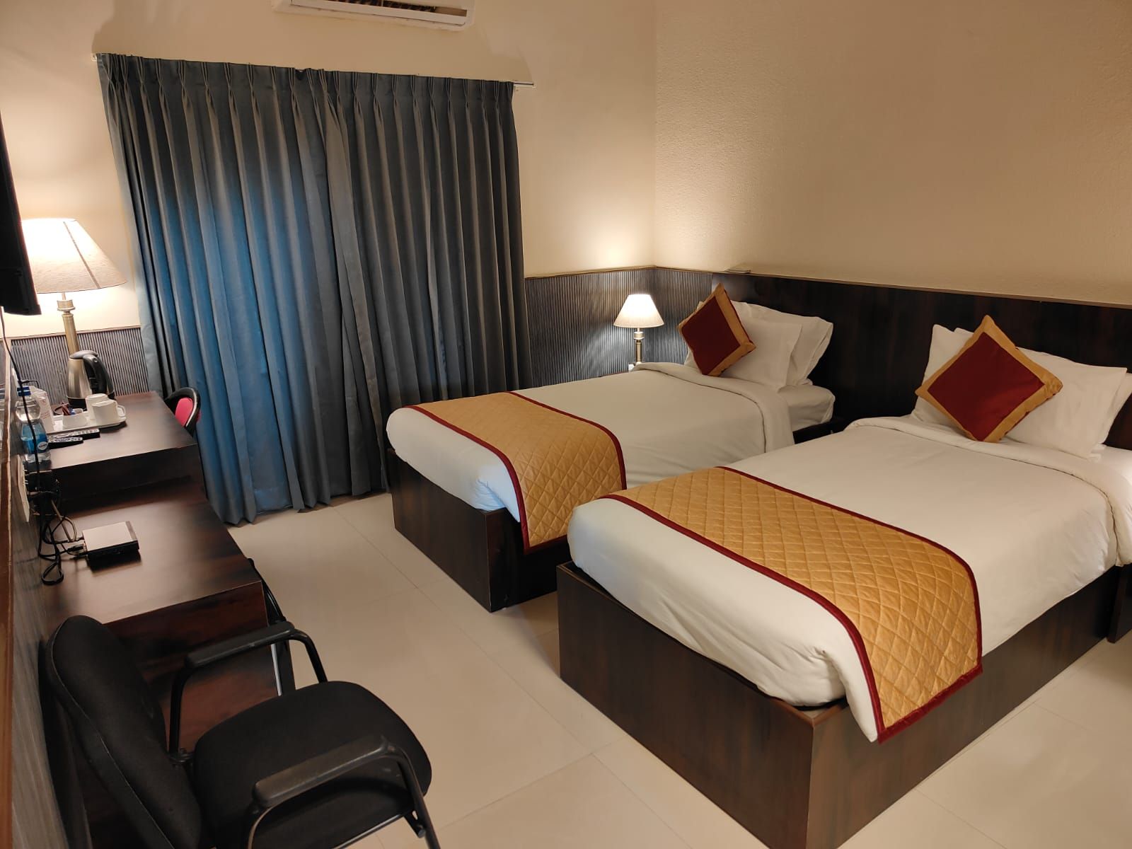 Hotel Badami Court, Badami Deluxe Room 7