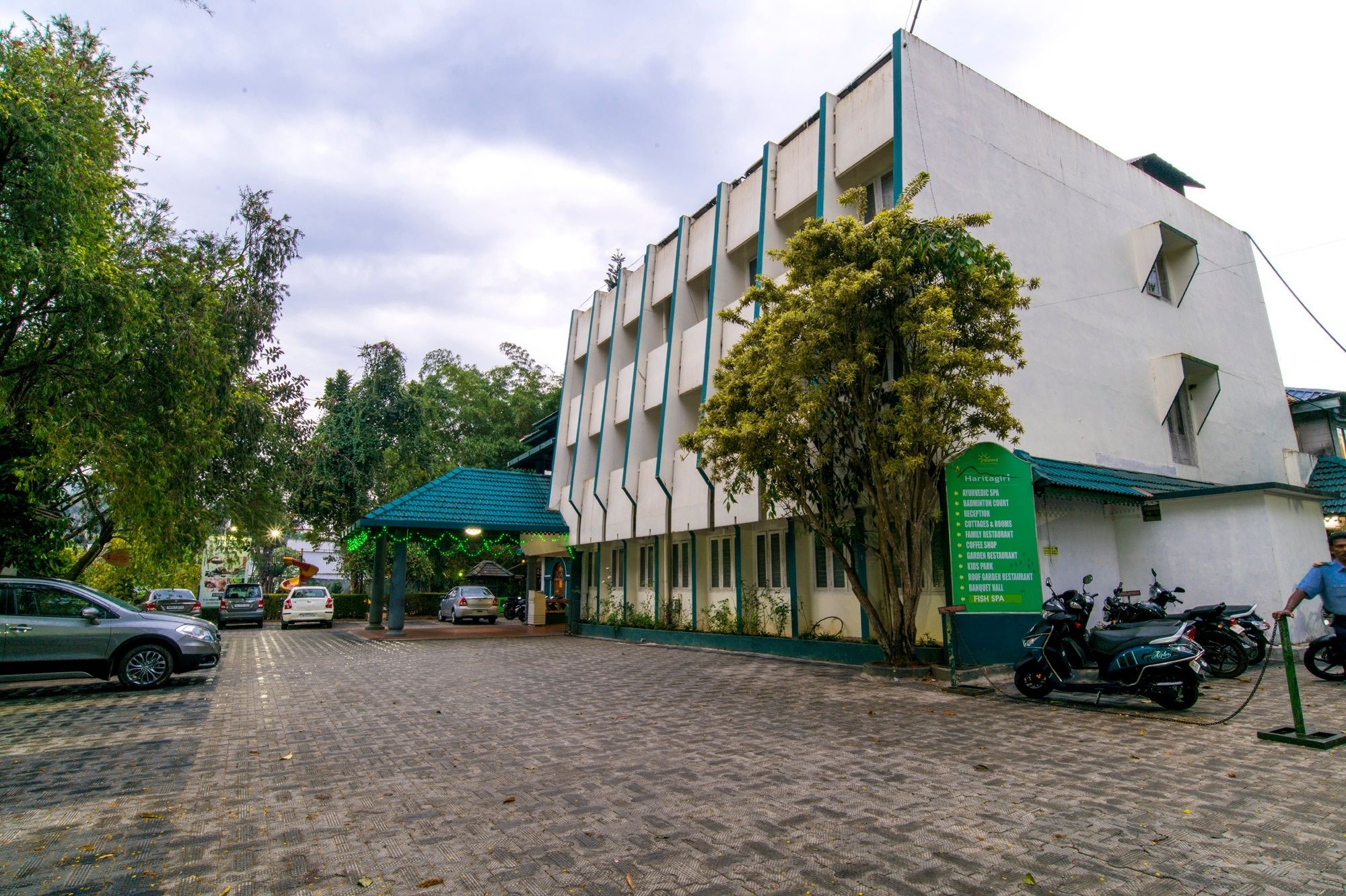 undefined Haritagiri Hotel & Ayurvedic Village 9