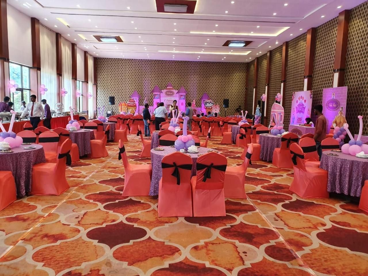 Banquet hall