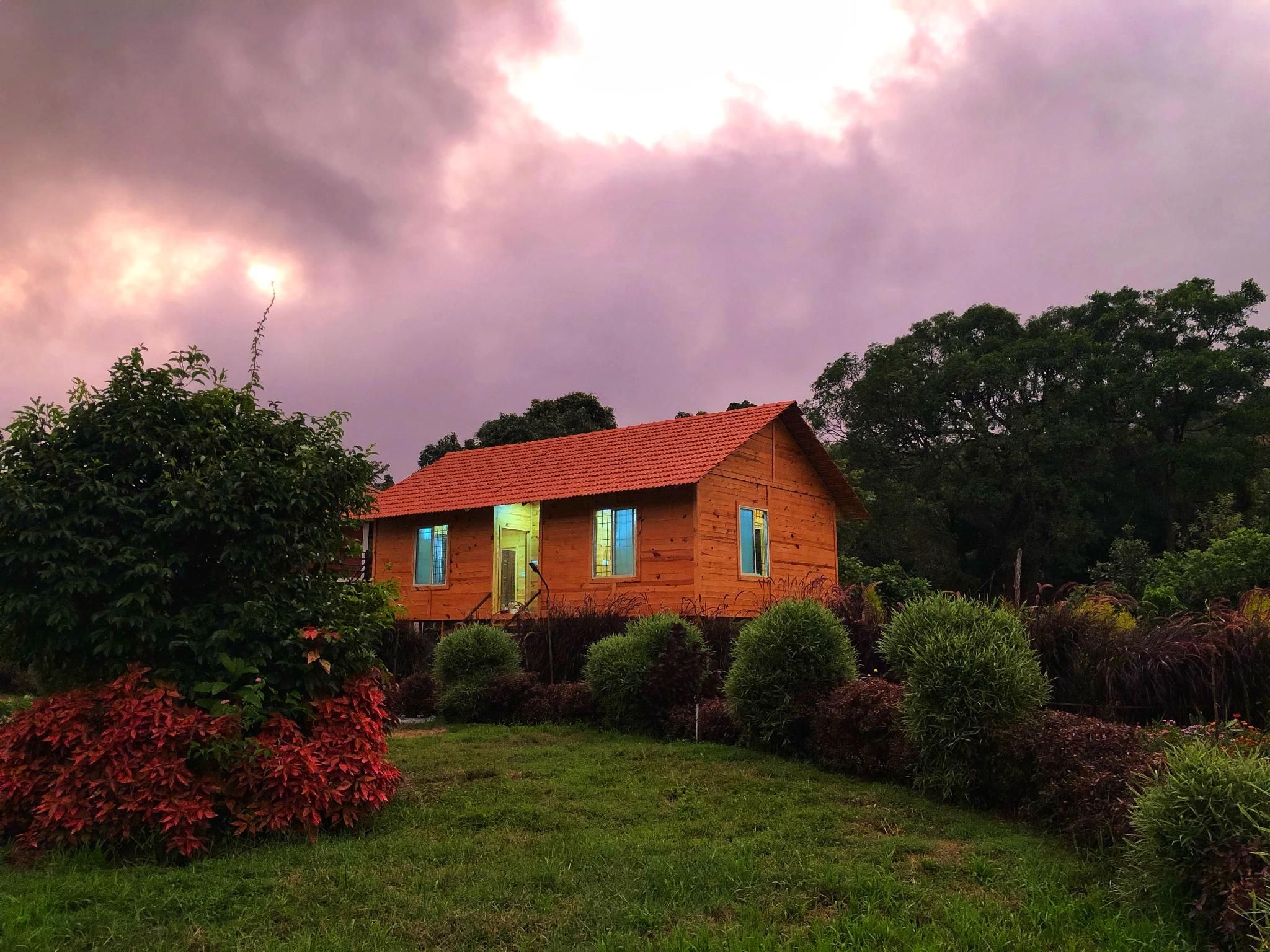 Streamedge Sakleshpur