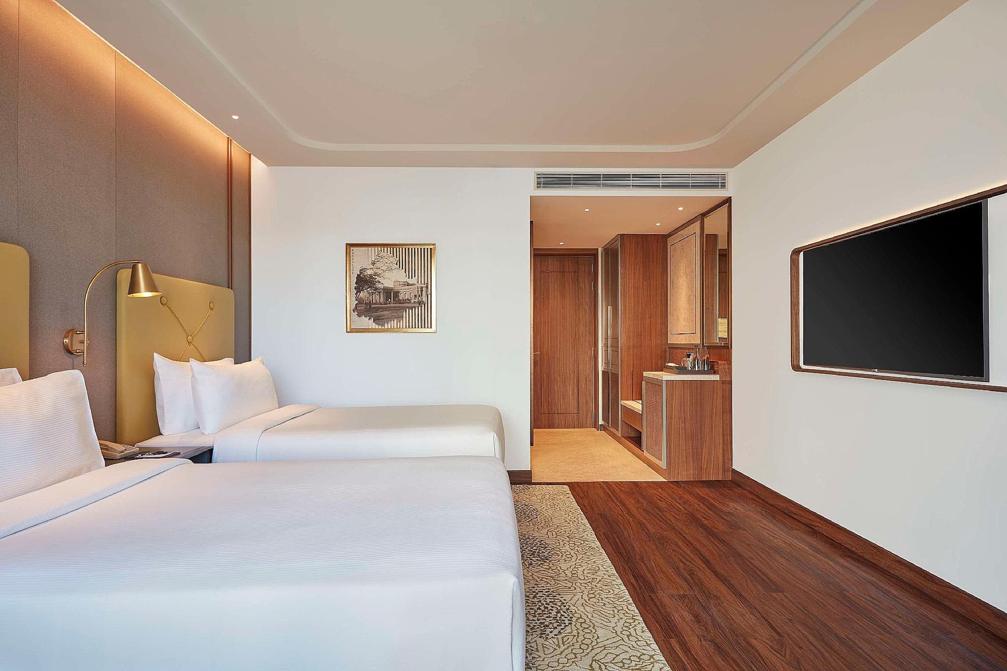 Twin Guest Room