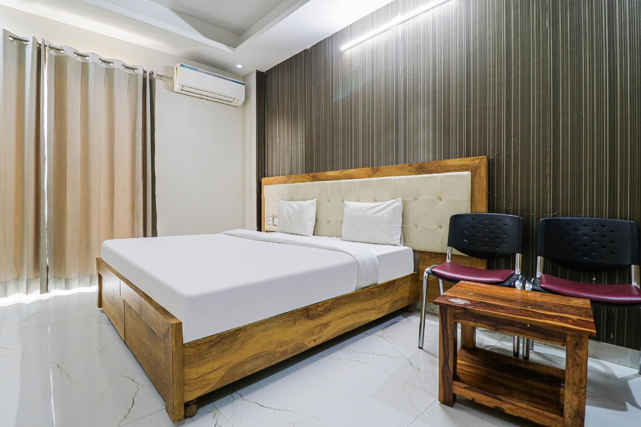 Flagship Hotel Shiv Kalpana Classic Double or Twin 2