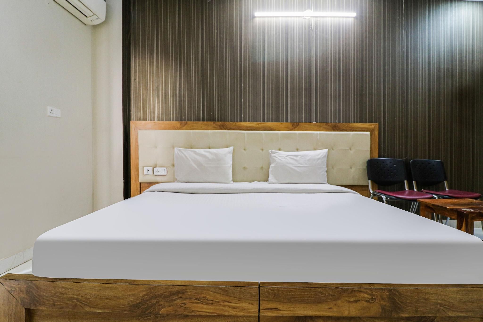 Flagship Hotel Shiv Kalpana Classic Double or Twin 3