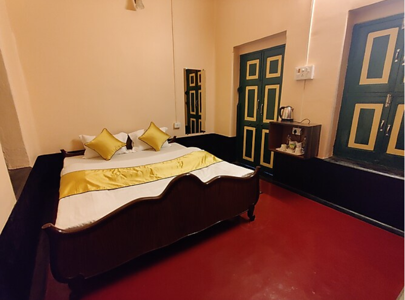 Superior Room AC (Twin Sharing)