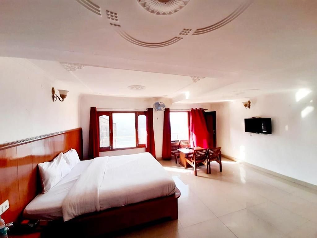 Room 1