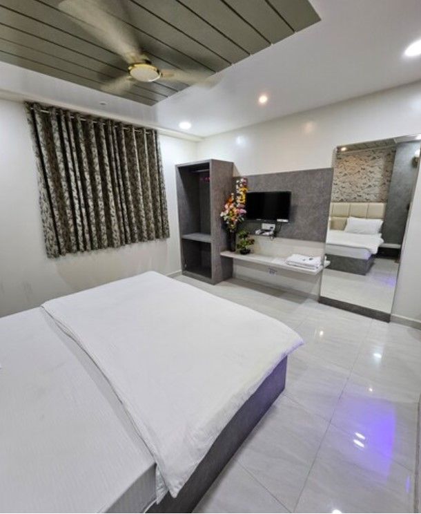 Annapurna Executive Luxury Double Bed Room 2