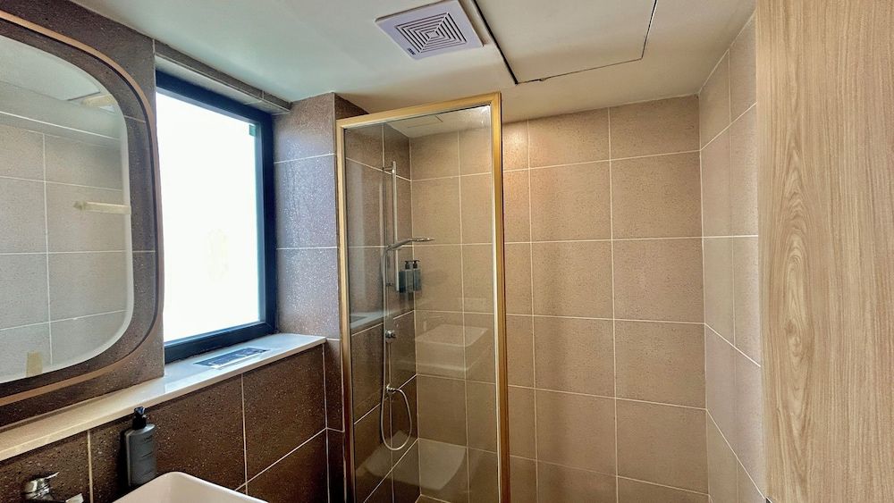 Hotel Limon Near Sector 29, Gurgaon Deluxe Double Room 15