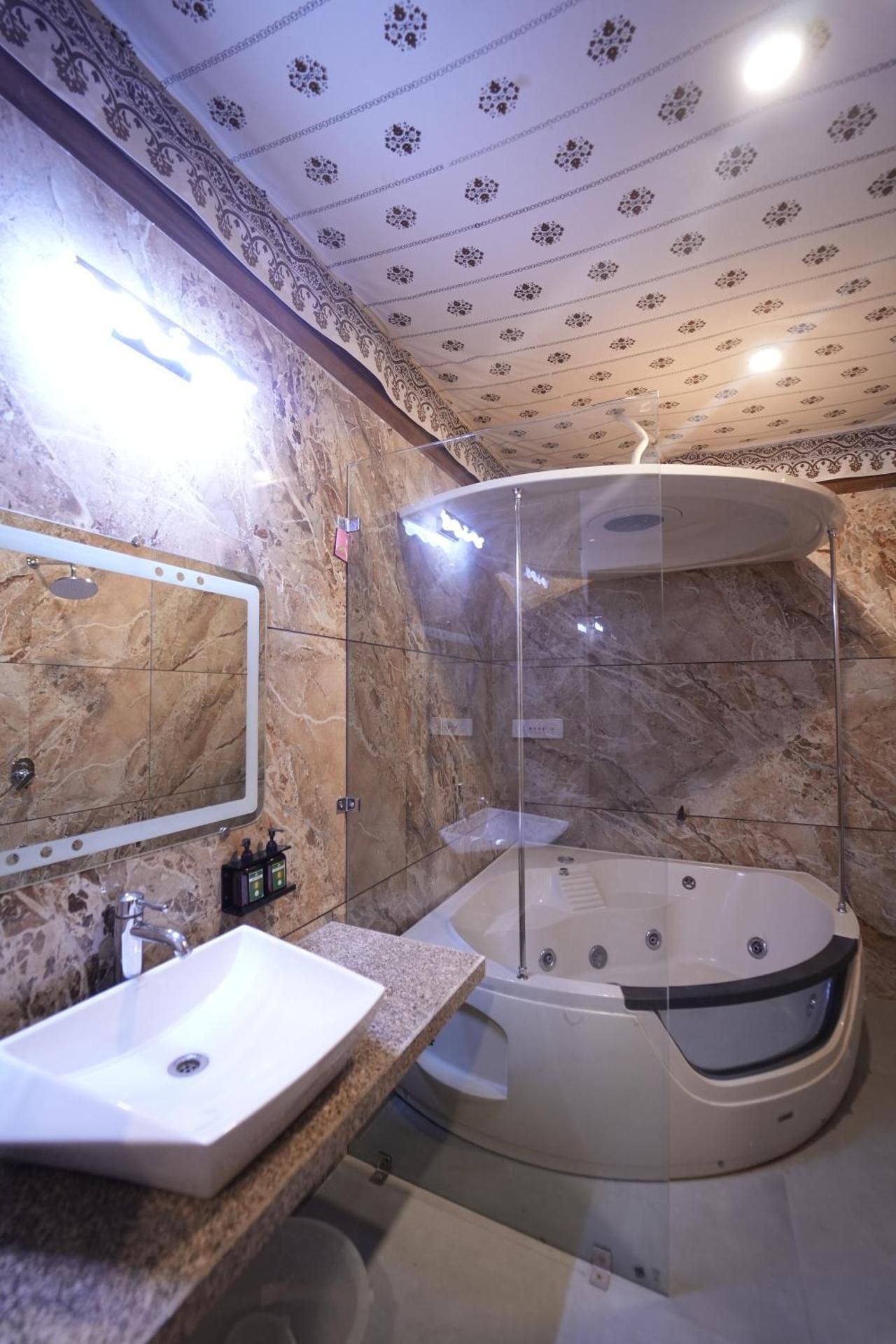 Royal Suite