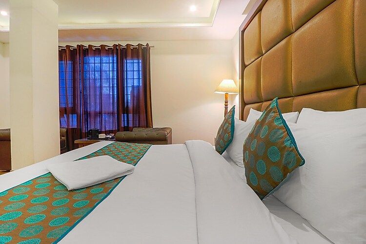 Deluxe Room (Non-View)